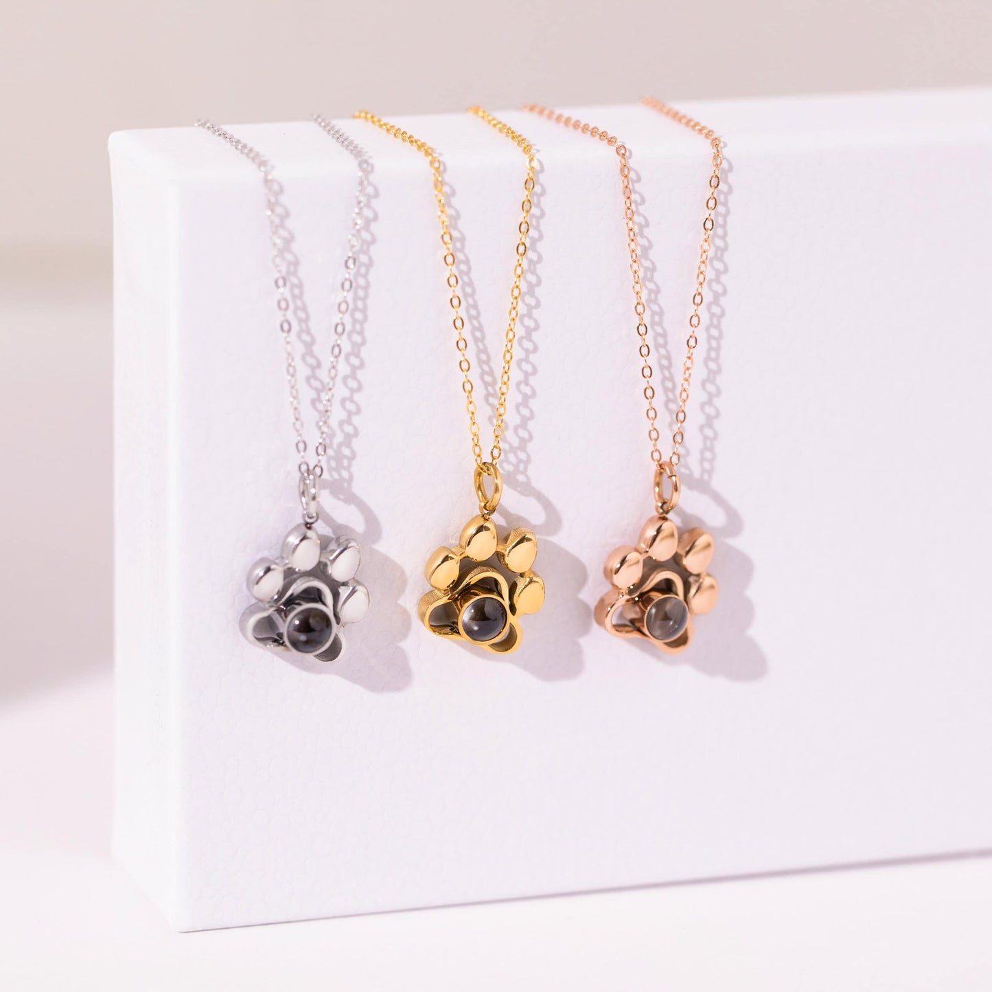 Paw necklace